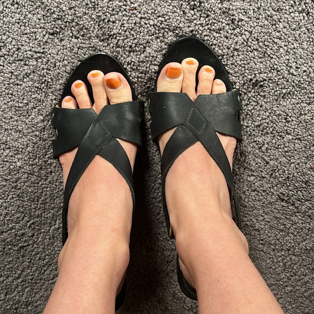 Y2K leather diesel heels wood detail